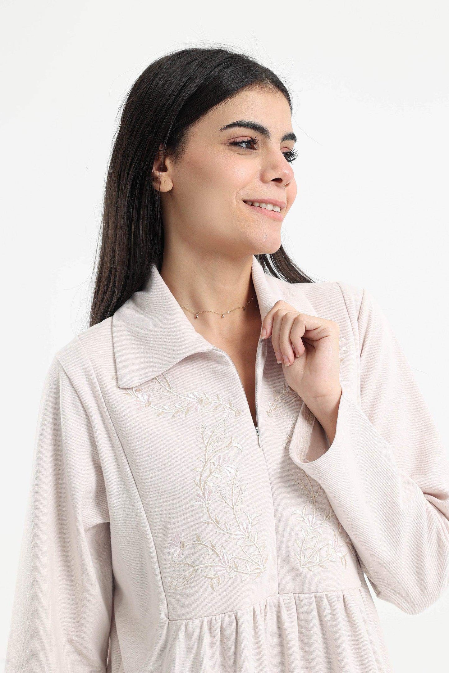 Long Nightgown with Chest Embroidery - Carina - ÙƒØ§Ø±ÙŠÙ†Ø§