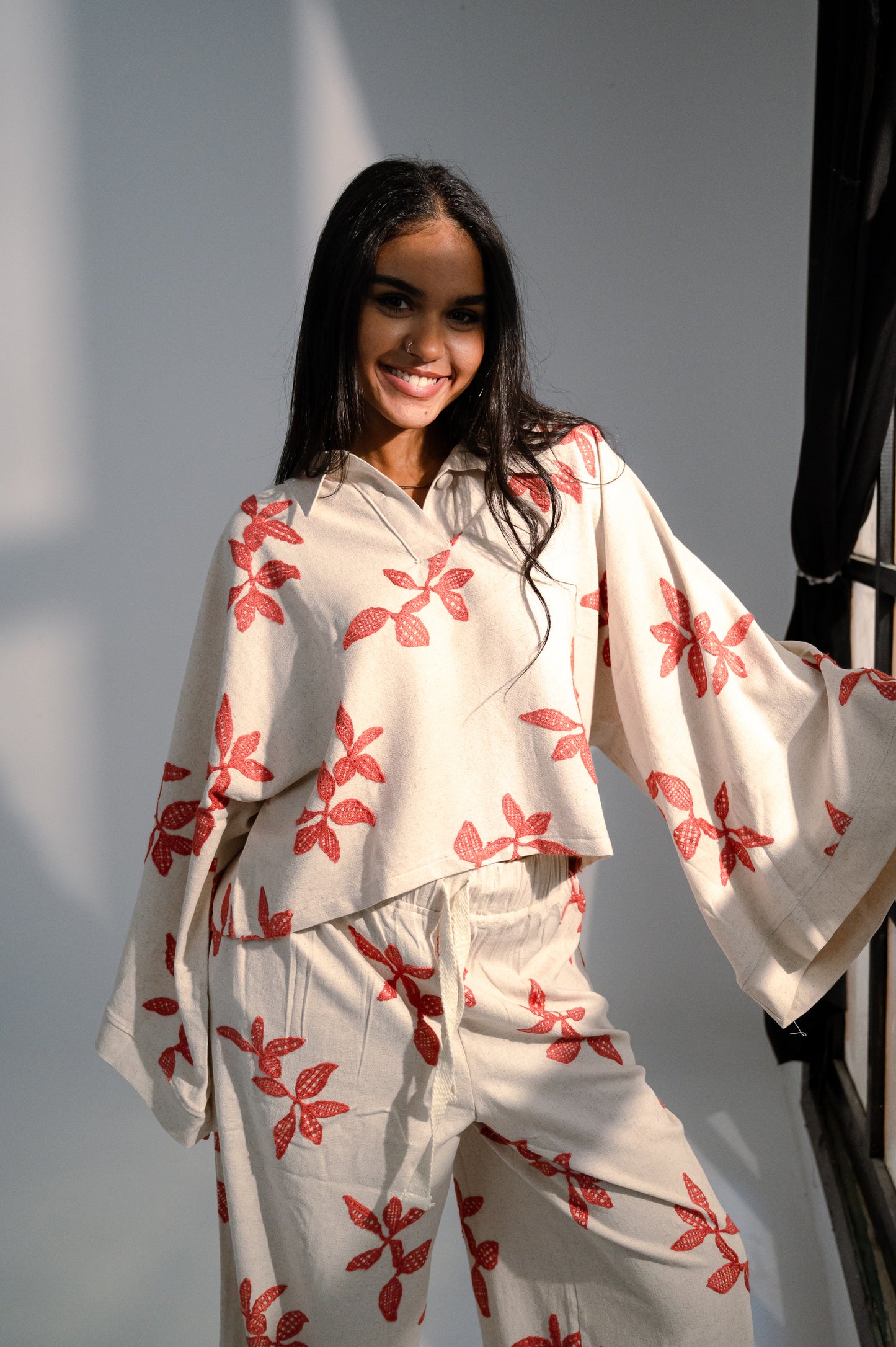 Linen Oversized Floral Print Set – Beige & Red