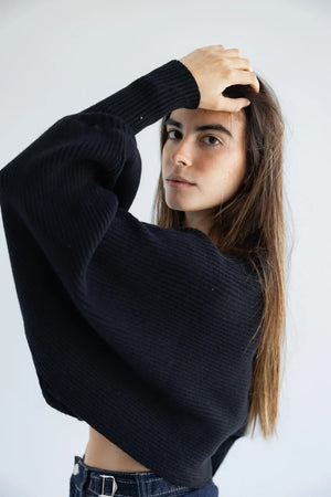 Batwing balloon sleeve and rib knit detail