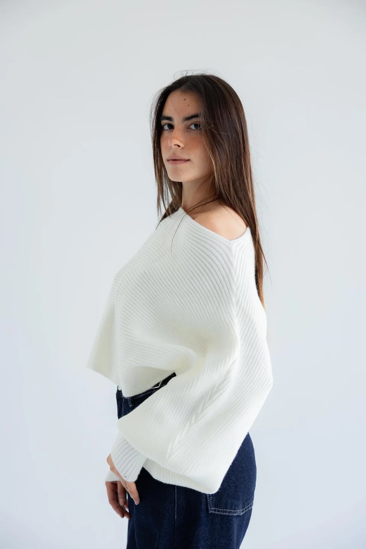 Ivory ribbed pullover - side view