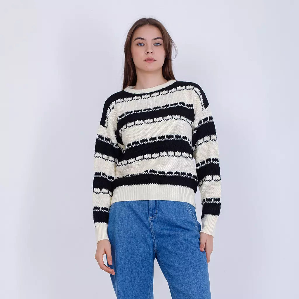 Bi-Tone Stripped pullover