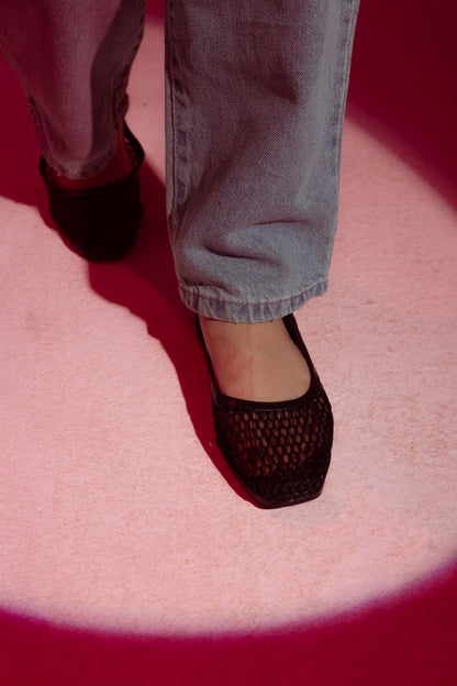 Leather Swan Ballerina Flats - Black