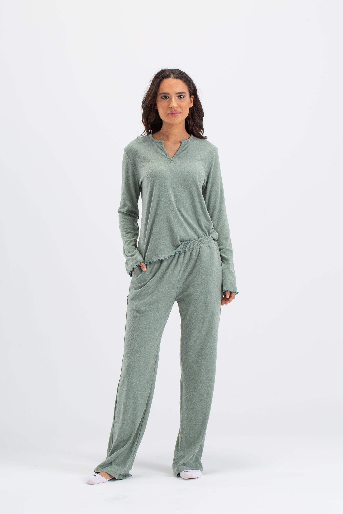 Pyjama Set with Ruffled Ending - Carina - ÙƒØ§Ø±ÙŠÙ†Ø§