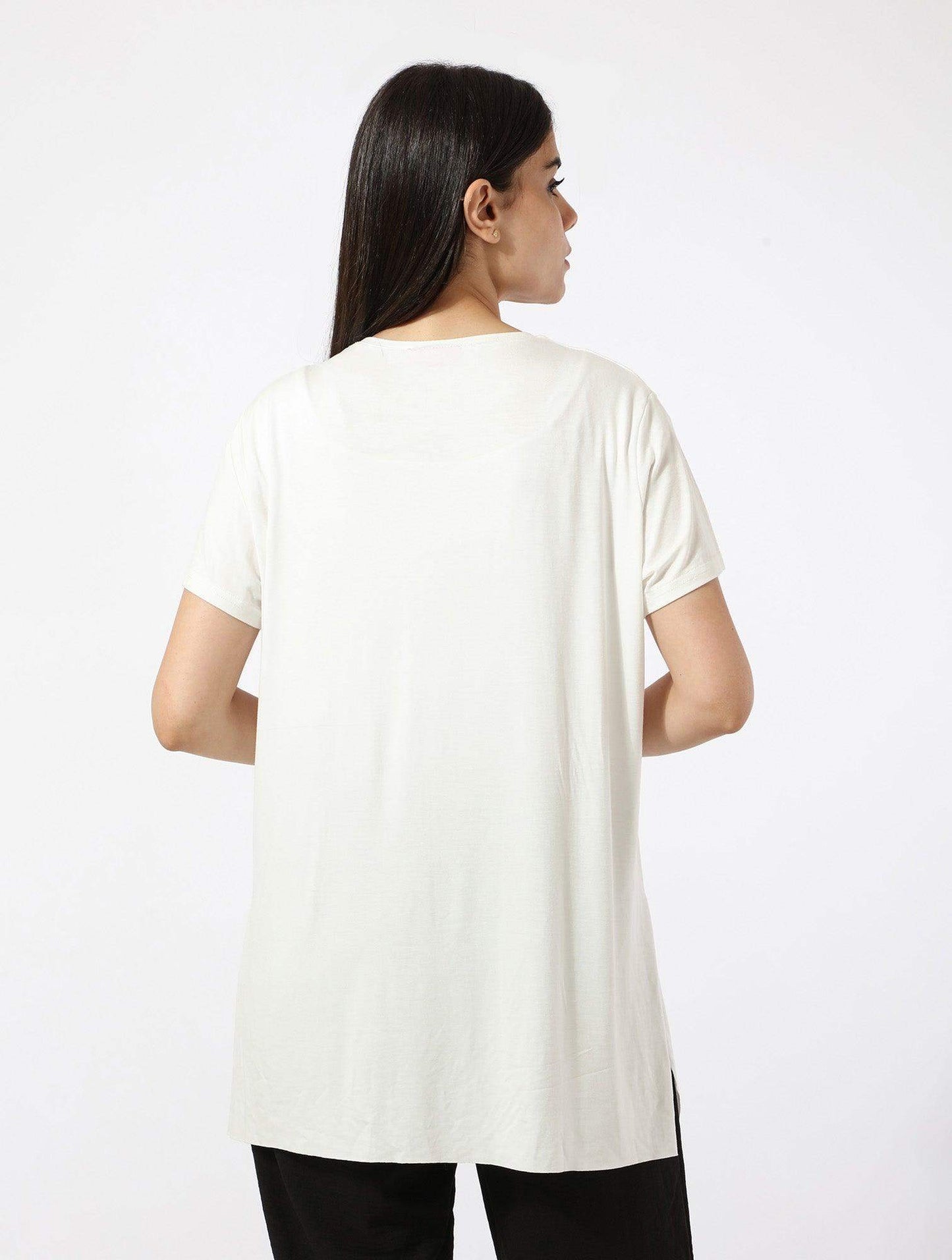 Round Basic T-shirt with 2 Slits - Carina - ÙƒØ§Ø±ÙŠÙ†Ø§