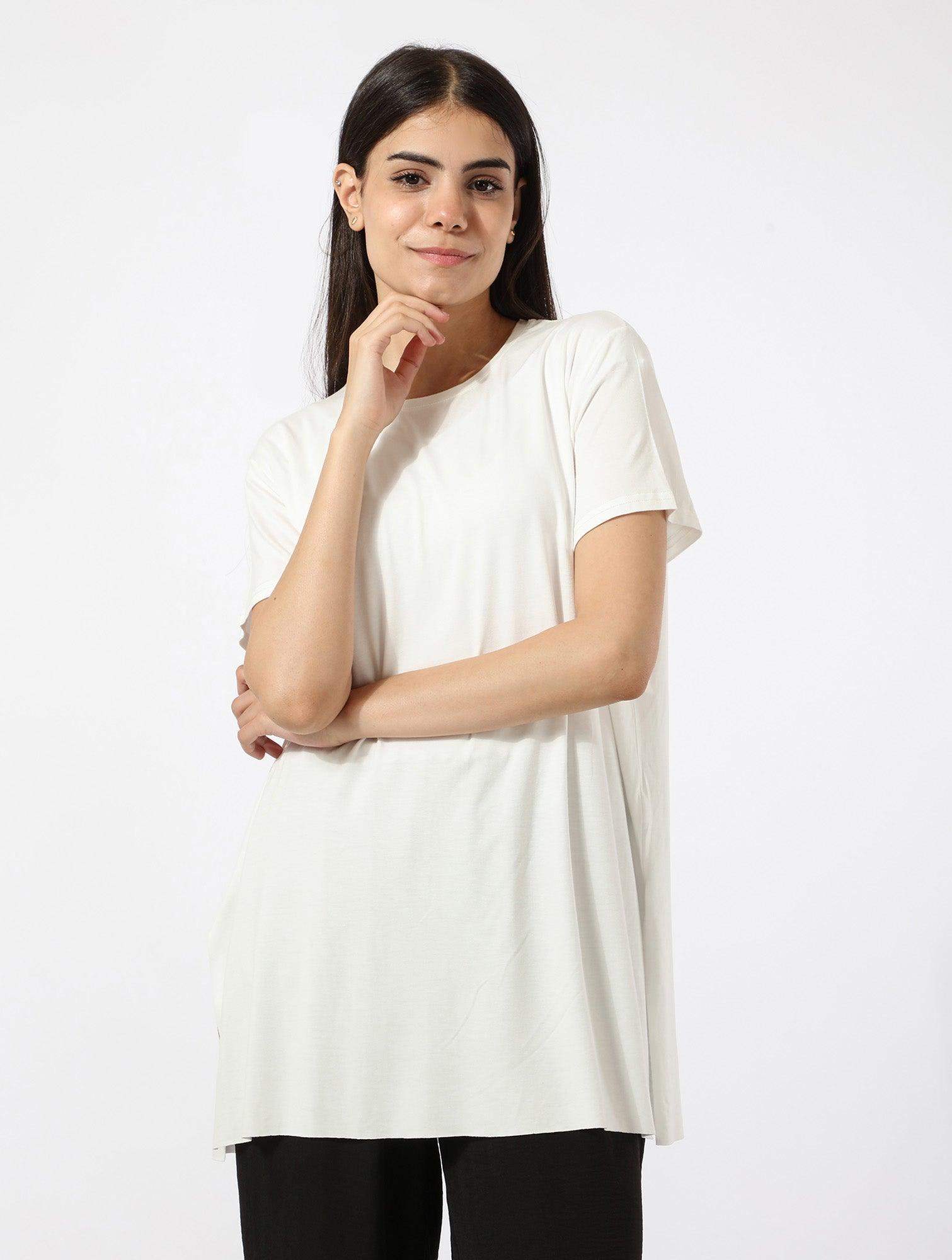 Round Basic T-shirt with 2 Slits - Carina - ÙƒØ§Ø±ÙŠÙ†Ø§