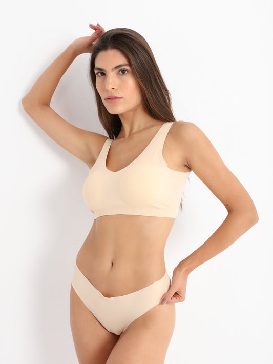 Seamless Elegance Thong Nude