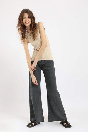 Sleeveless Crew Neck Top - Carina - ÙƒØ§Ø±ÙŠÙ†Ø§