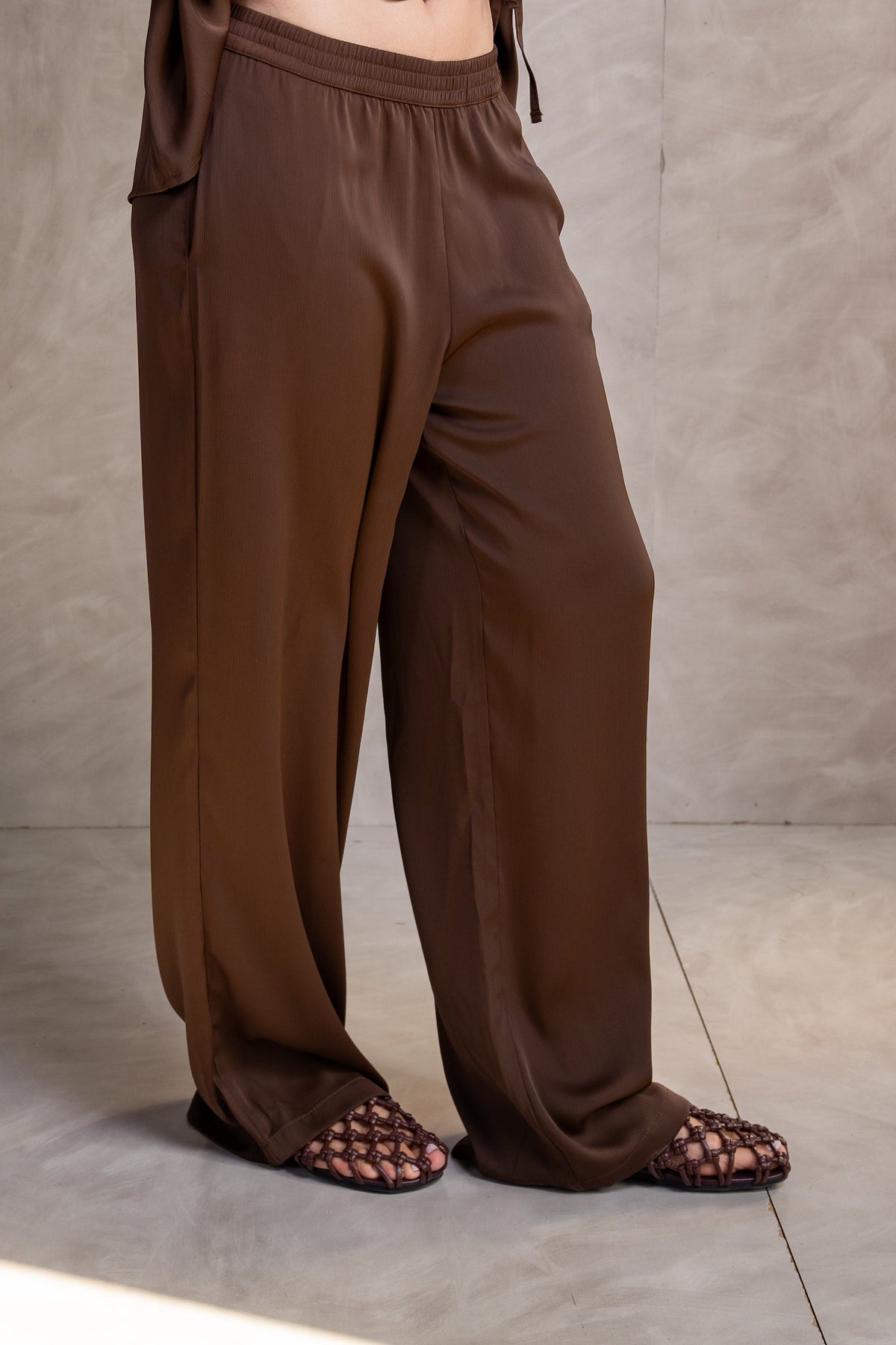 Wide Leg Fluid Pants - Dark Brown