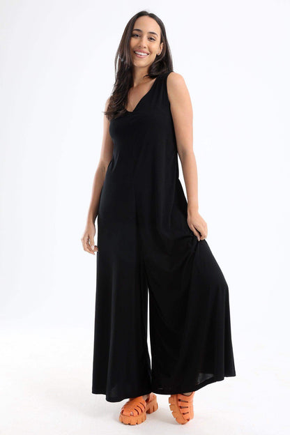 V-Neck Wide Leg Jumpsuit - Carina - ÙƒØ§Ø±ÙŠÙ†Ø§