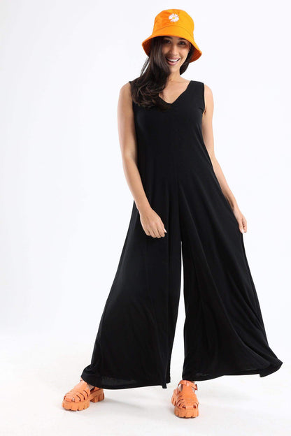 V-Neck Wide Leg Jumpsuit - Carina - ÙƒØ§Ø±ÙŠÙ†Ø§