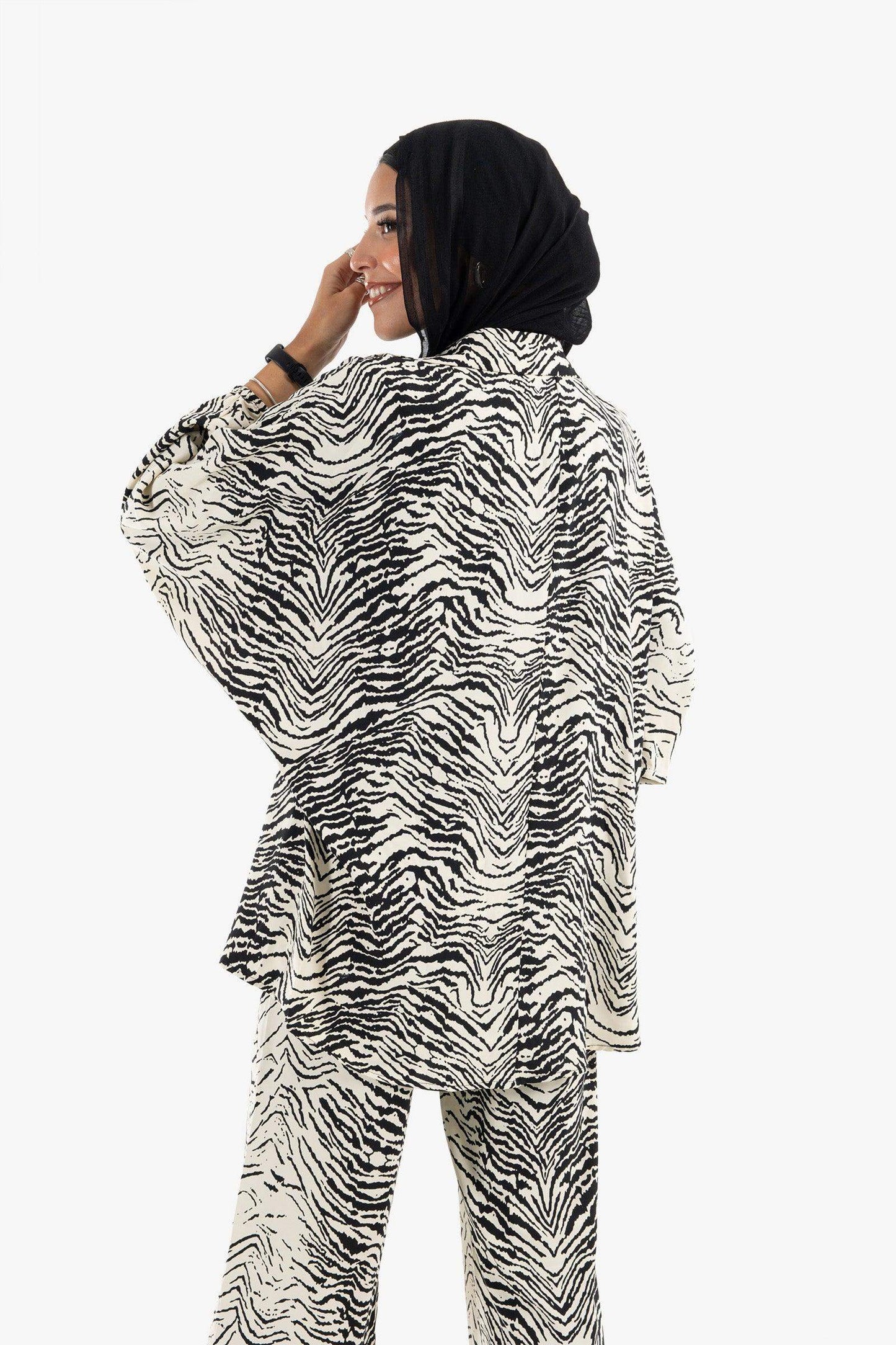 Zebra Pattern Crepe Blouse - Carina - ÙƒØ§Ø±ÙŠÙ†Ø§