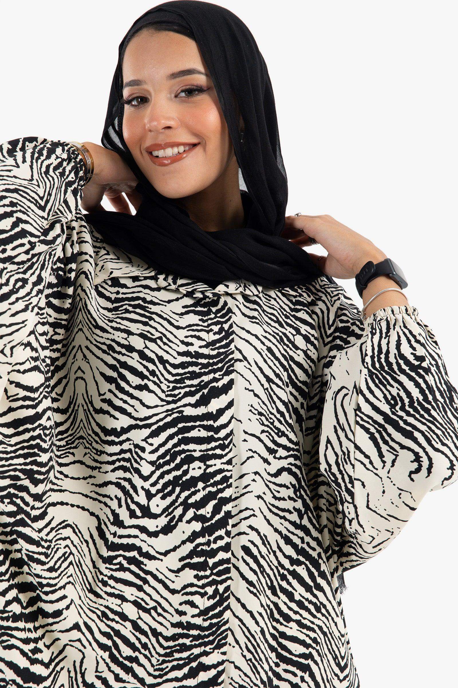 Zebra Pattern Crepe Blouse - Carina - ÙƒØ§Ø±ÙŠÙ†Ø§