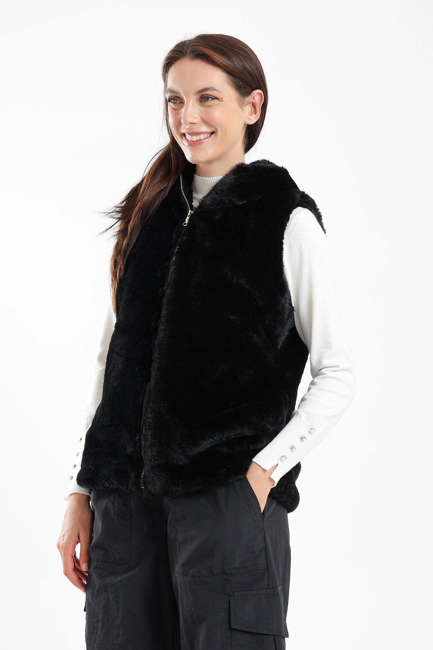 Zipper Closure Black Vest - Carina - ÙƒØ§Ø±ÙŠÙ†Ø§